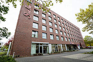csm_starInn-karlsruhe-aussenansicht_013f6d9bcd.jpg